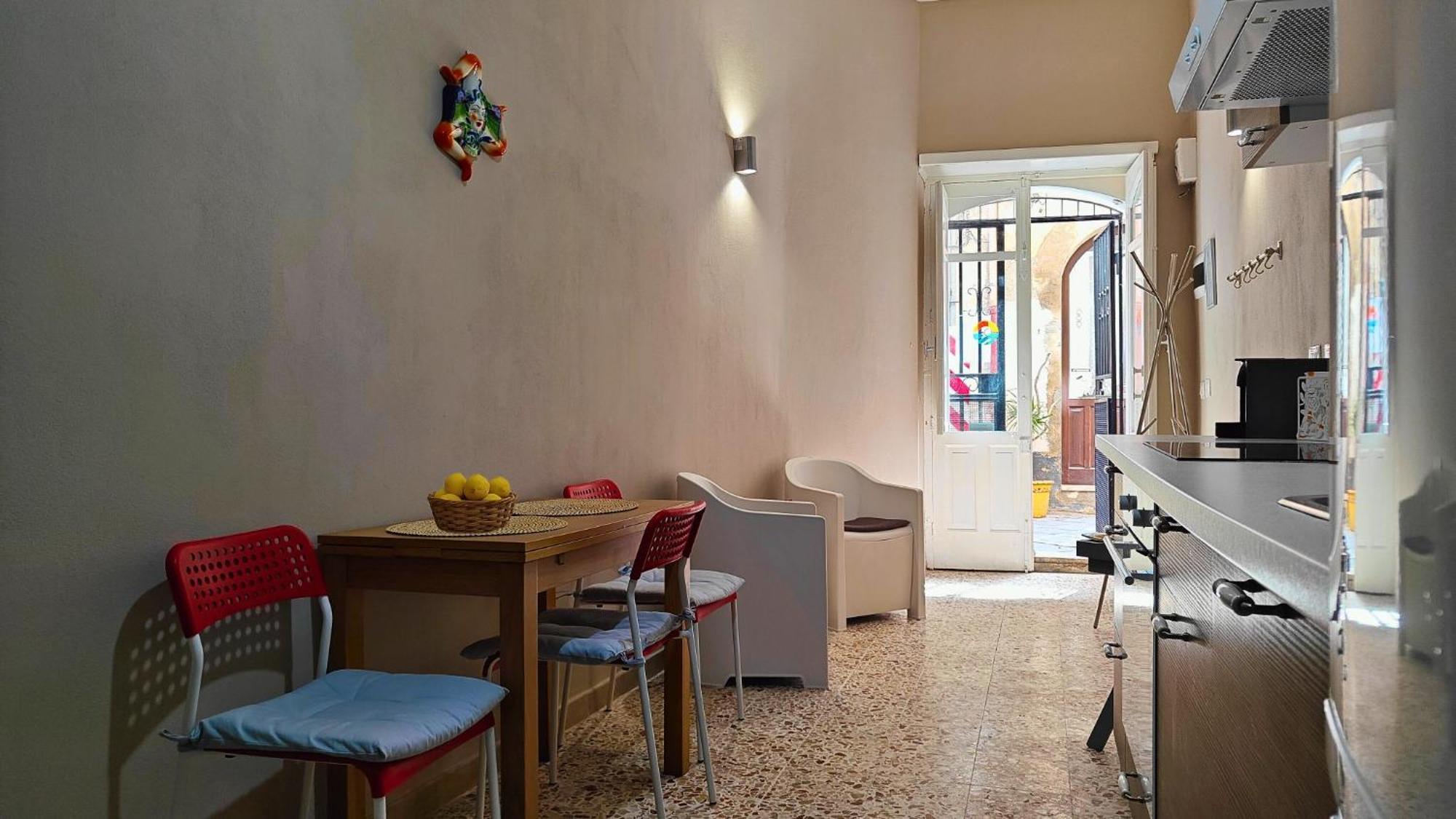 Delizia House Ortigia,Centro Citta, Vicino Al Mare Apartment Syracuse Bagian luar foto